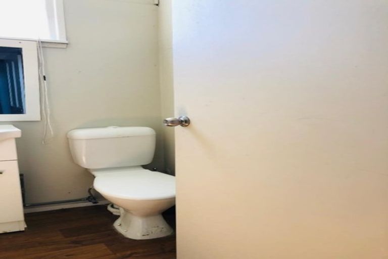 Photo of property in 24-25/66 Mount Eden Road, Mount Eden, Auckland, 1024