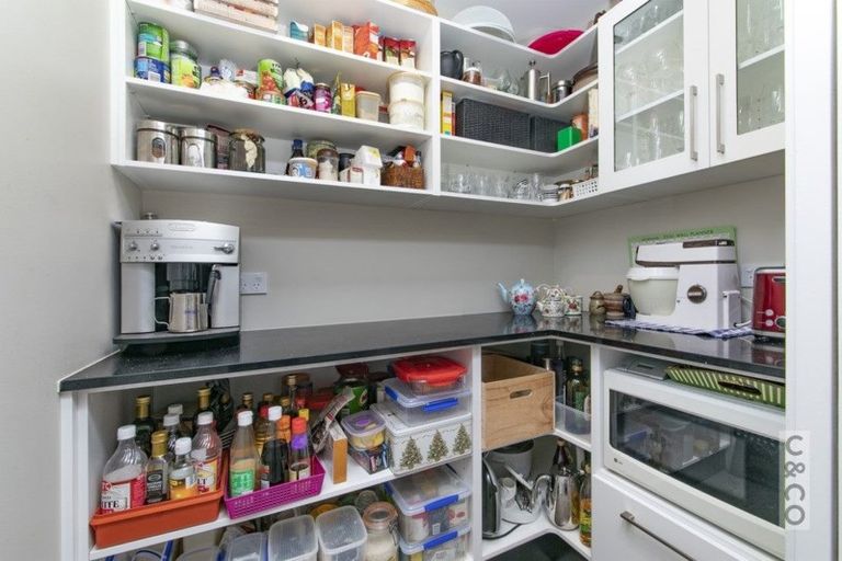 Photo of property in 23 Dida Park Drive, Kumeu, 0810