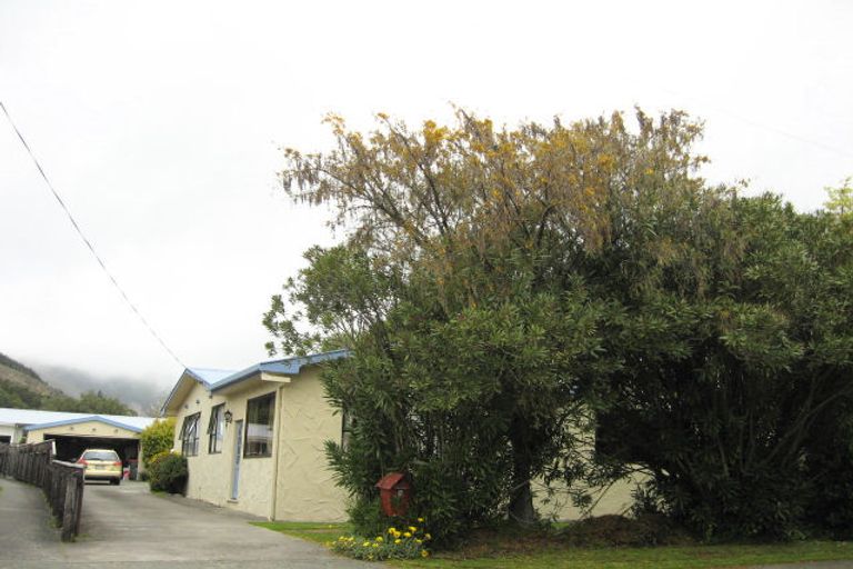 Photo of property in 5 Suter Street, Stoke, Nelson, 7011