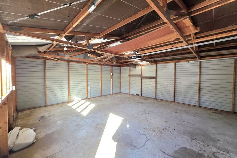 Photo of property in 373 Saint Aubyn Street, Moturoa, New Plymouth, 4310
