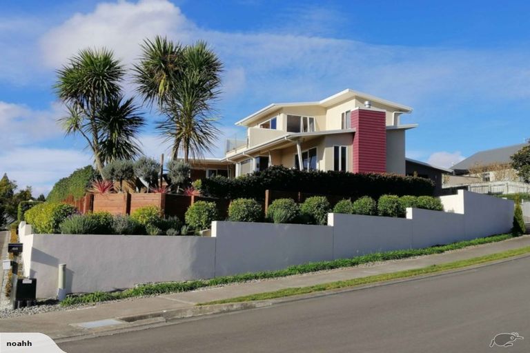 Photo of property in 68 Rochfort Road, Havelock North, 4130