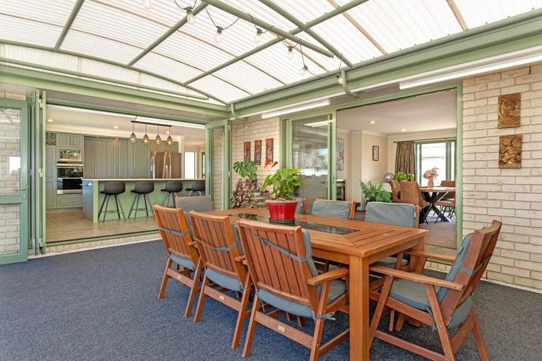 Photo of property in 26 Pohutukawa Grove, Lytton West, Gisborne, 4010