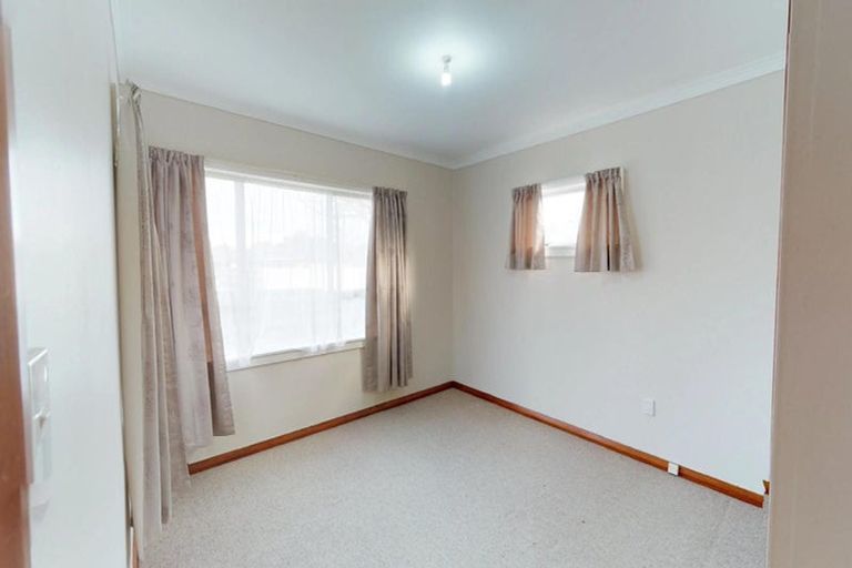 Photo of property in 21 Florence Avenue, Palmerston North, 4414
