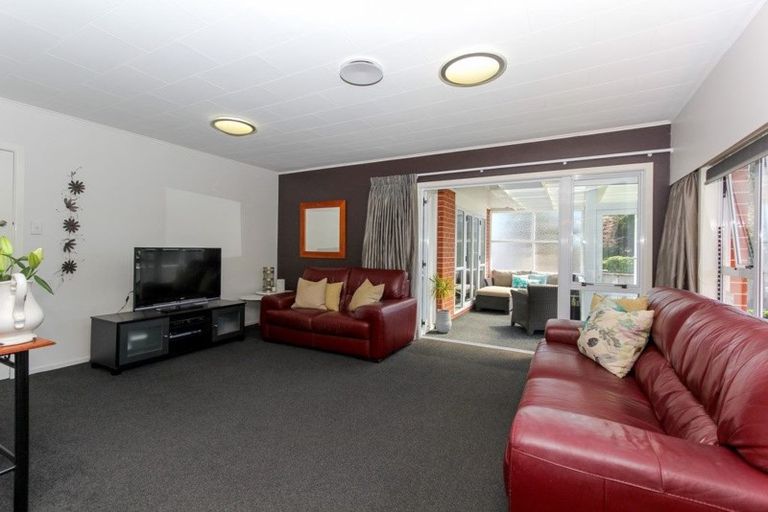 Photo of property in 13 Durham Avenue, Welbourn, New Plymouth, 4312