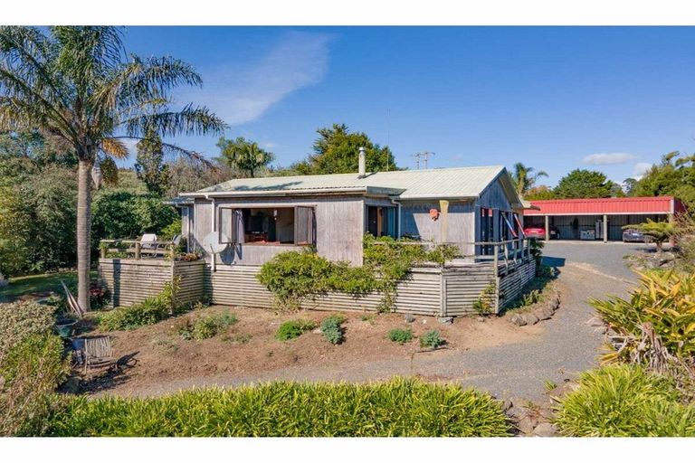 Photo of property in 887 Waimate Road North, Waimate North, Kerikeri, 0293