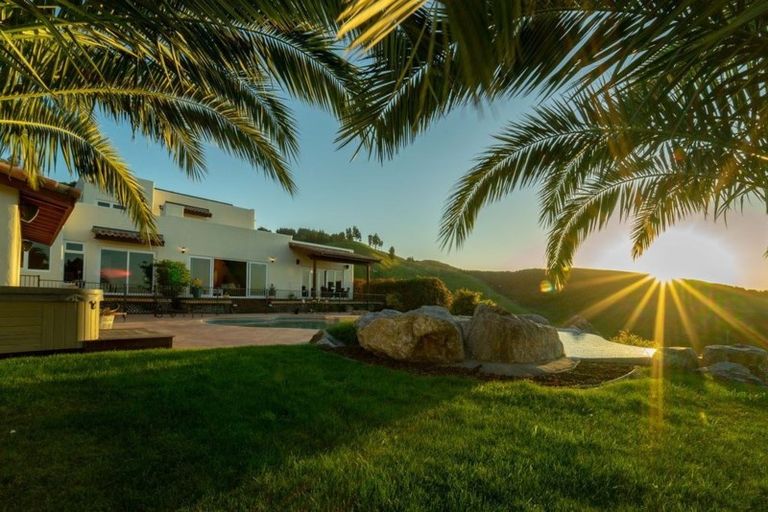 Photo of property in 22 Springlea Heights, Atawhai, Nelson, 7010