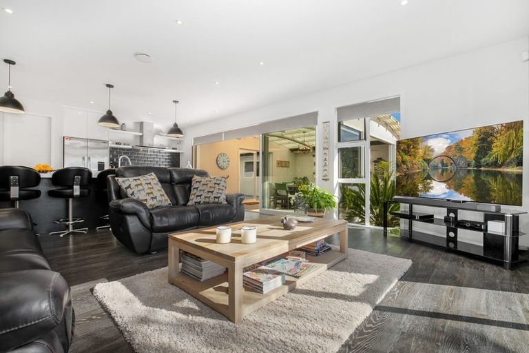 Photo of property in 129 Ostrich Farm Road, Pukekohe, 2676