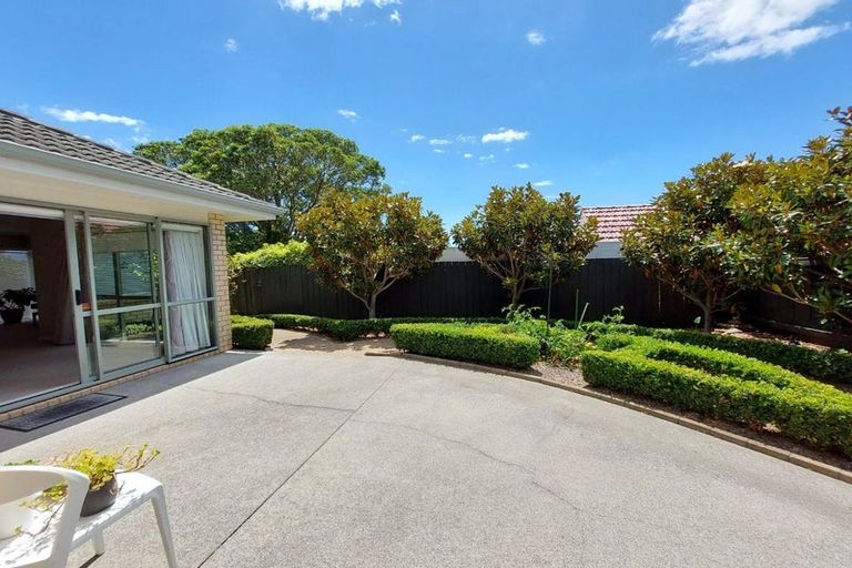 Photo of property in 17a Drake Street, Howick, Auckland, 2014