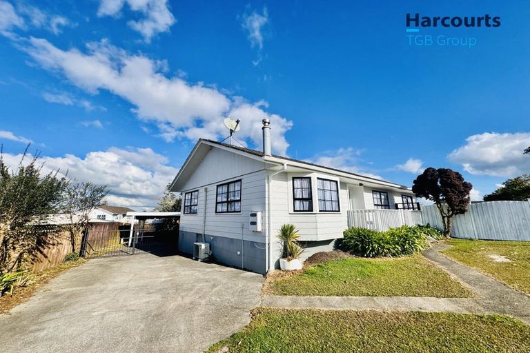 Photo of property in 5 Advocate Place, Randwick Park, Auckland, 2105