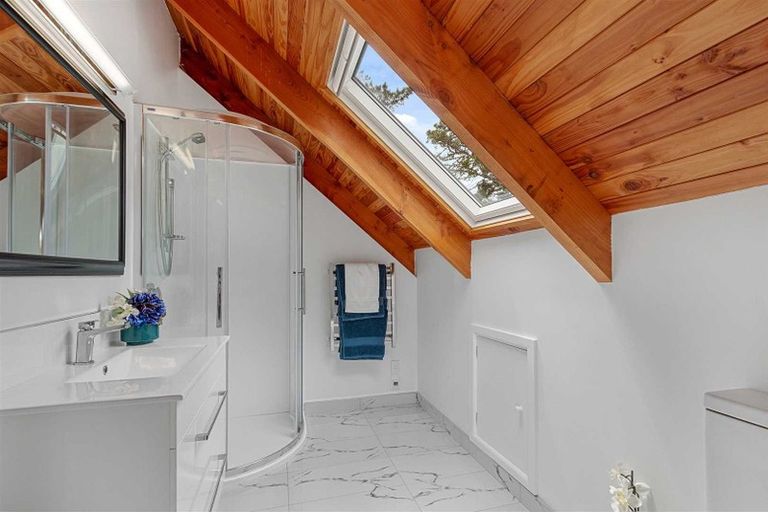 Photo of property in 200 Panorama Road, Clifton, Christchurch, 8081