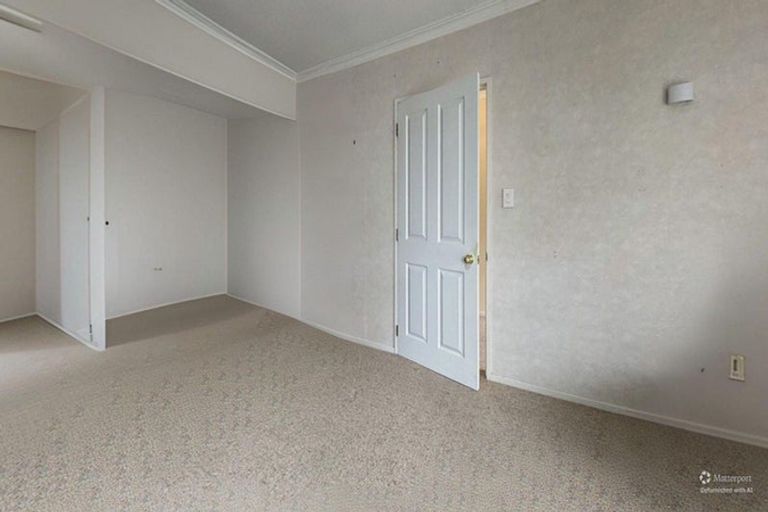 Photo of property in 49 Ngarara Road, Waikanae, 5036