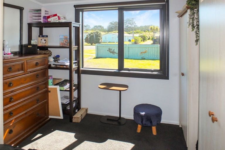 Photo of property in 55 Koputara Road, Himatangi Beach, Foxton, 4891