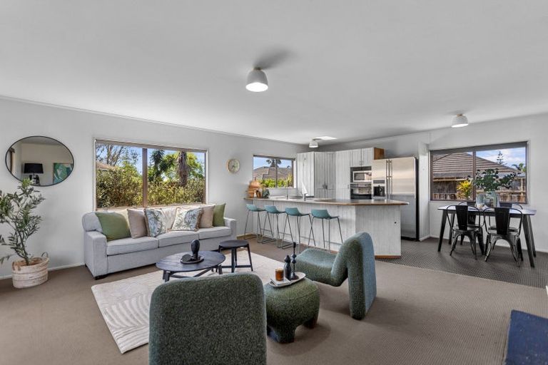 Photo of property in 3/45 Hartford Avenue, Papamoa Beach, Papamoa, 3118