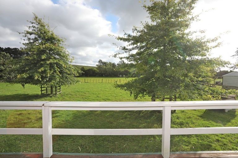 Photo of property in 450 Fitzherbert Road East, Aokautere, Palmerston North, 4471