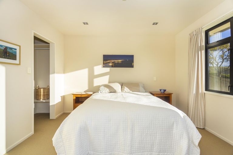 Photo of property in 14 Selwyn Street, South Hill, Oamaru, 9400