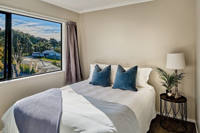 Photo of property in 3 Makora Grove, Paremata, Porirua, 5024