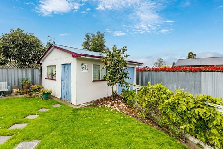 Photo of property in 4 Avon Terrace, Taradale, Napier, 4112