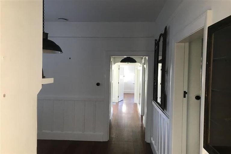 Photo of property in 85 Office Road, Merivale, Christchurch, 8014