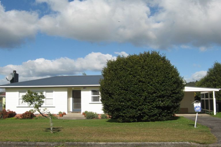 Photo of property in 4 Maire Street, Tikipunga, Whangarei, 0112
