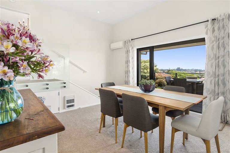 Photo of property in 187 Cambridge Road, Bethlehem, Tauranga, 3110