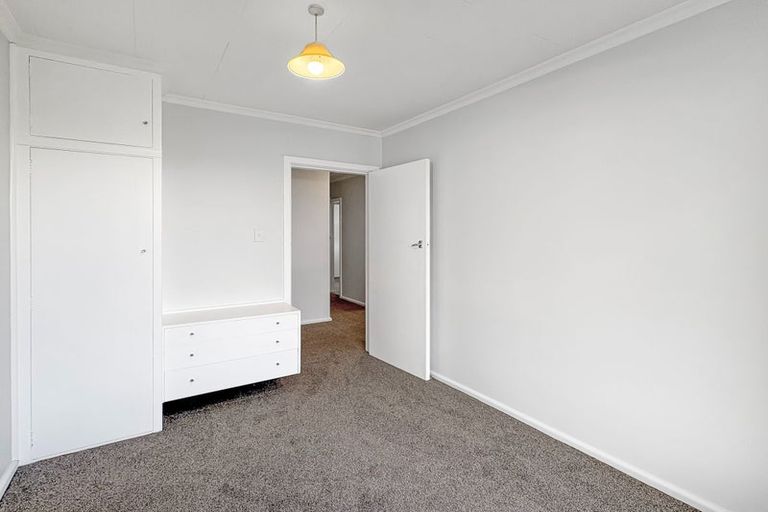 Photo of property in 24 Greendale Avenue, Avonhead, Christchurch, 8042