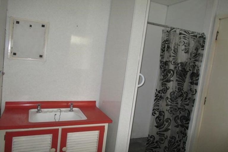 Photo of property in 6 Rata Street, Naenae, Lower Hutt, 5011