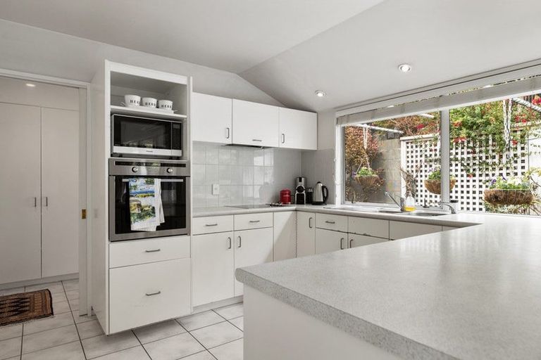 Photo of property in 1/17 Petworth Place, Westmorland, Christchurch, 8025