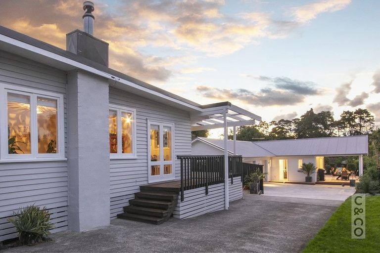 Photo of property in 32 Trigg Road, Huapai, Kumeu, 0810