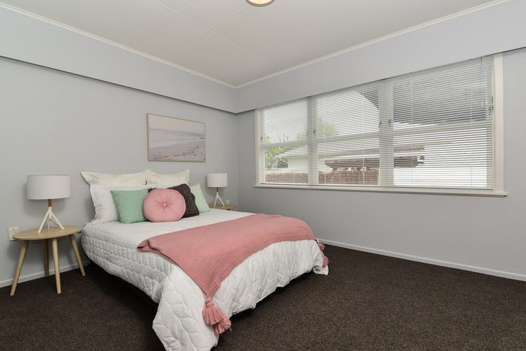 Photo of property in 5 Craig Place, Fairview Downs, Hamilton, 3214