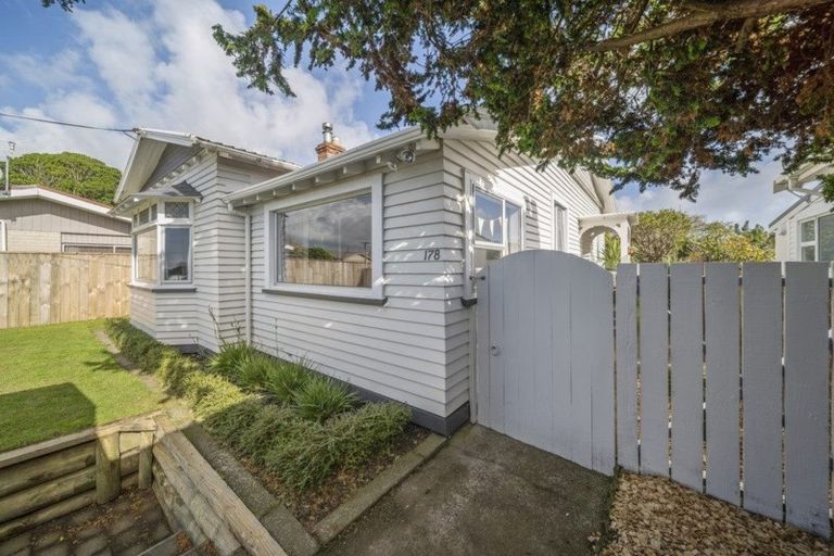 Photo of property in 178 Carrington Street, Lower Vogeltown, New Plymouth, 4310