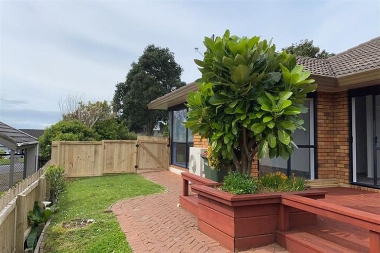 Photo of property in 10 Orangewood Drive, Northpark, Auckland, 2013