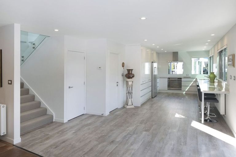 Photo of property in 69 Deans Avenue, Riccarton, Christchurch, 8011