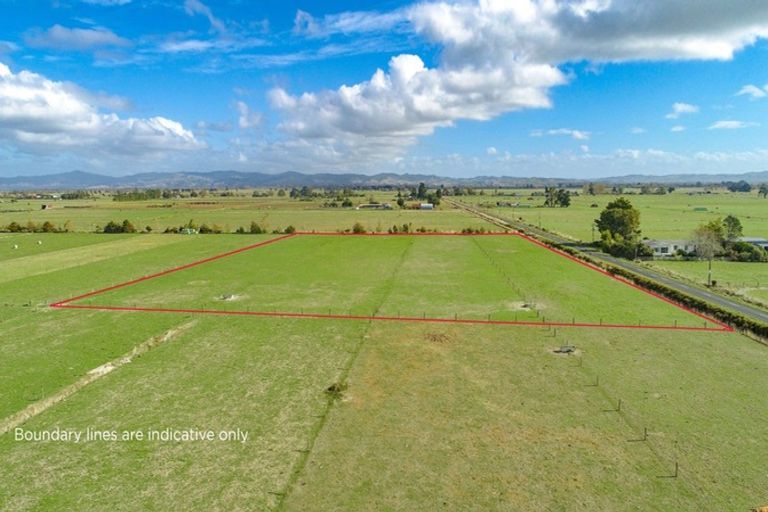 Photo of property in 90 Rawerawe Road, Ngatea, 3597