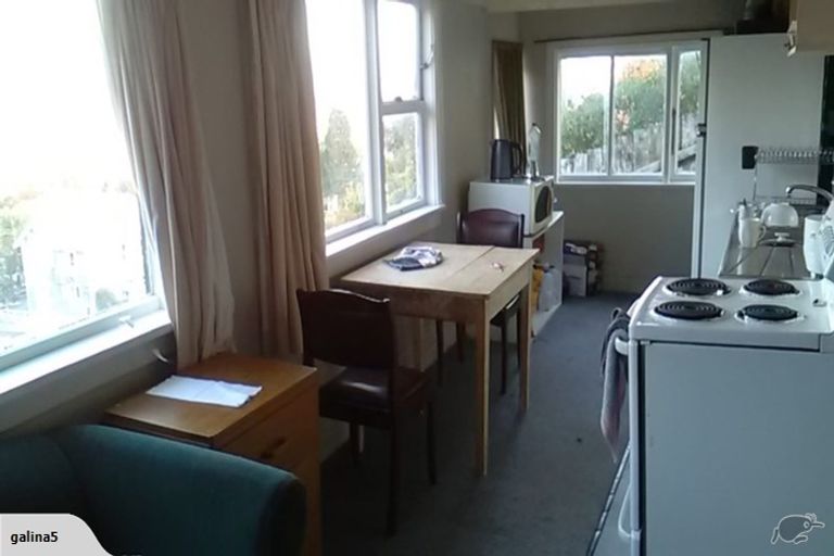 Photo of property in 74 Heriot Row, North Dunedin, Dunedin, 9016