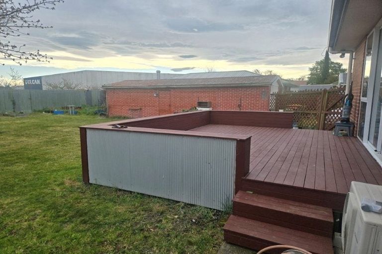 Photo of property in 41 Mortlake Street, Islington, Christchurch, 8042