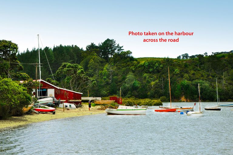 Photo of property in 398 Leigh Road, Whangateau, Warkworth, 0985