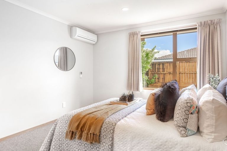 Photo of property in 12 Tarrango Way, Rototuna, Hamilton, 3210