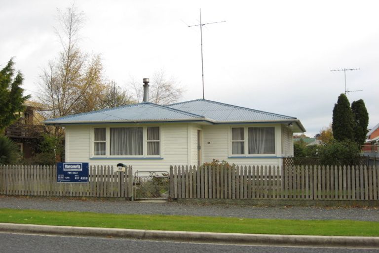 Photo of property in 30 Johnson Street, Milton, 9220