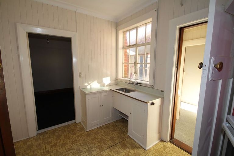 Photo of property in 17 Tomahawk Road, Andersons Bay, Dunedin, 9013