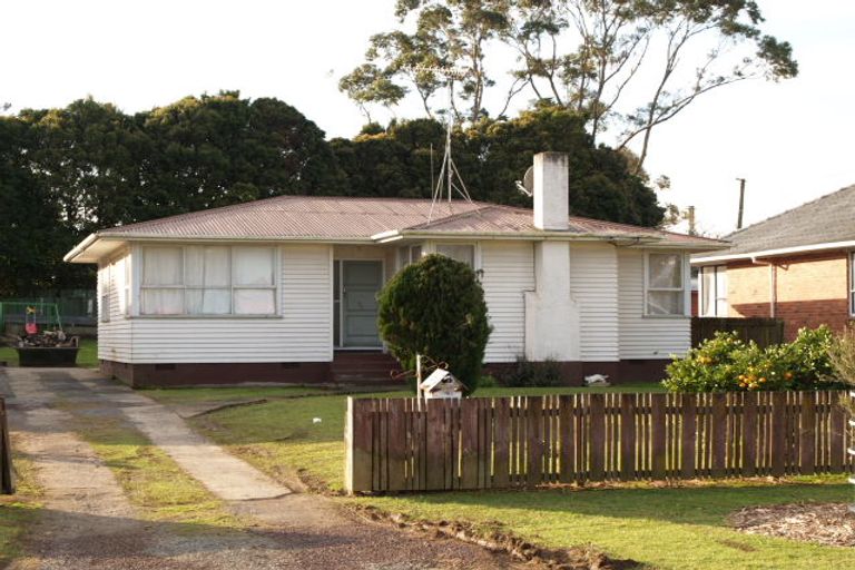 Photo of property in 85 Blake Road, Mangere East, Auckland, 2024