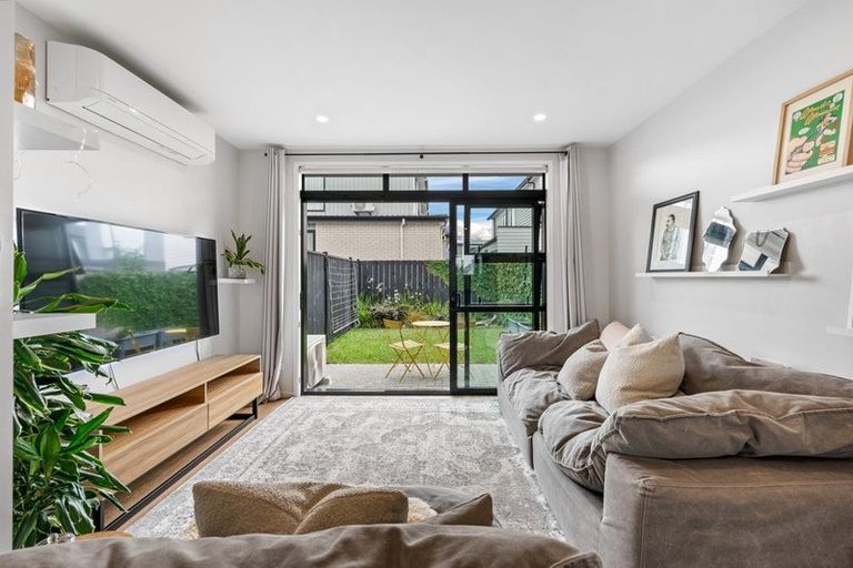 Photo of property in 45 Treloar Crescent, Hobsonville, Auckland, 0616