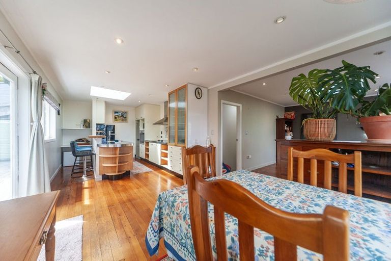 Photo of property in 49 Nevay Road, Miramar, Wellington, 6022