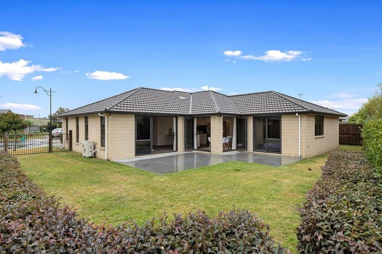 Photo of property in 8 Hemsby Place, Rototuna North, Hamilton, 3210