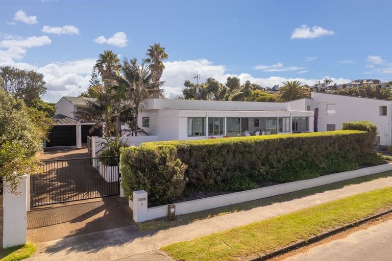 Photo of property in E/5 The Esplanade, Eastern Beach, Auckland, 2012