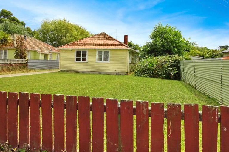 Photo of property in 5 Huntly Street, Foxton, 4814