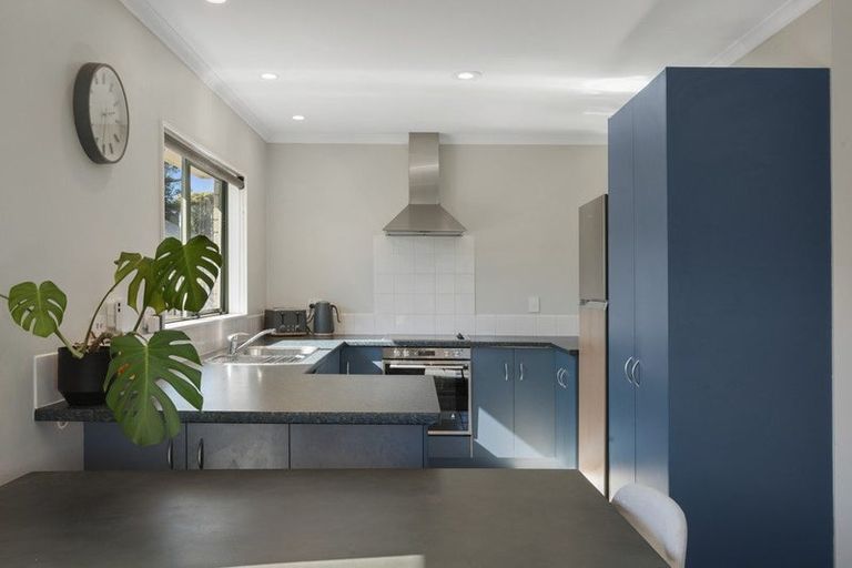 Photo of property in 6a Surfers Avenue, Waihi Beach, 3611