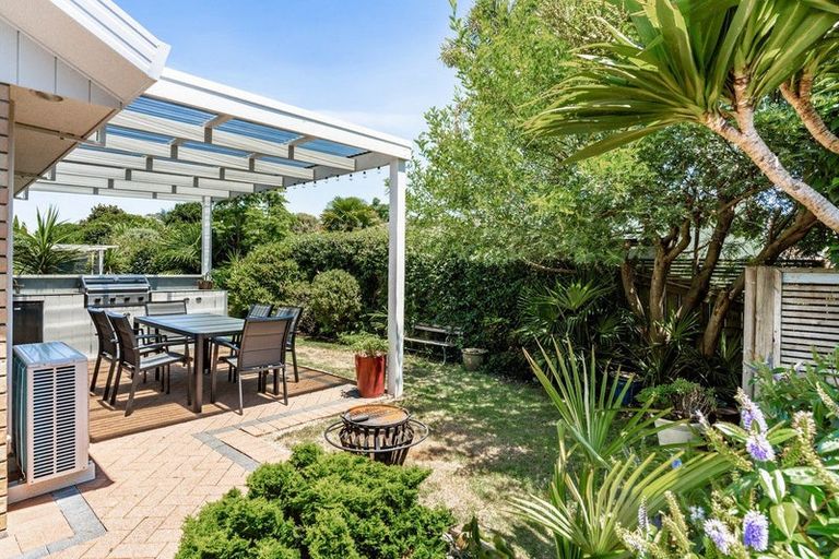 Photo of property in 67 Pacific Cove Drive, Papamoa Beach, Papamoa, 3118