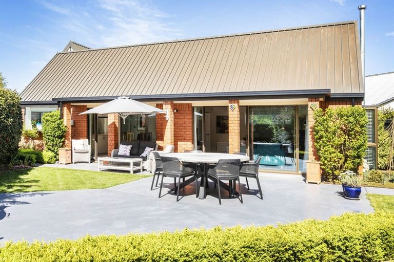 Photo of property in 7 Tripp Place, Ilam, Christchurch, 8041