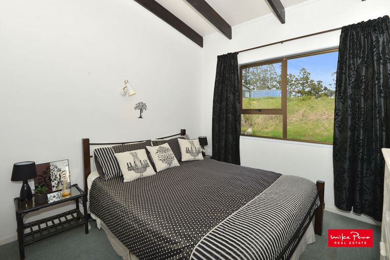 Photo of property in 18 Addison Road, Pataua South, Onerahi, 0192