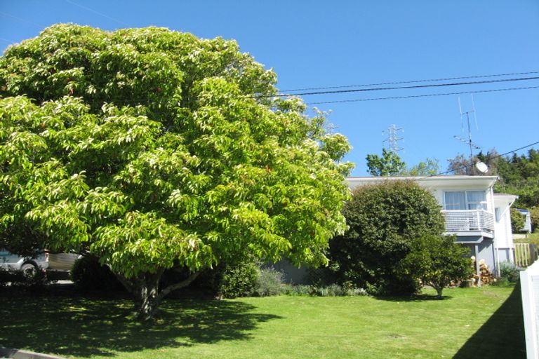 Photo of property in 16 Isel Place, Stoke, Nelson, 7011